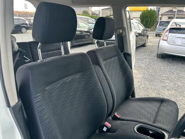 ゼストスパーク Ｗ　Ｂカメラ　運転席助手席エアバック　ＥＴＣ付き　電格ミラー　ＳＤ　スマートキー付　パワーウインド　ＤＶＤ再生可能　キーフリー　ワンセグテレビ　エアコン　パワーステアリング　横滑り防止装置　ＡＢＳ　ＵＳＢ（19枚目）