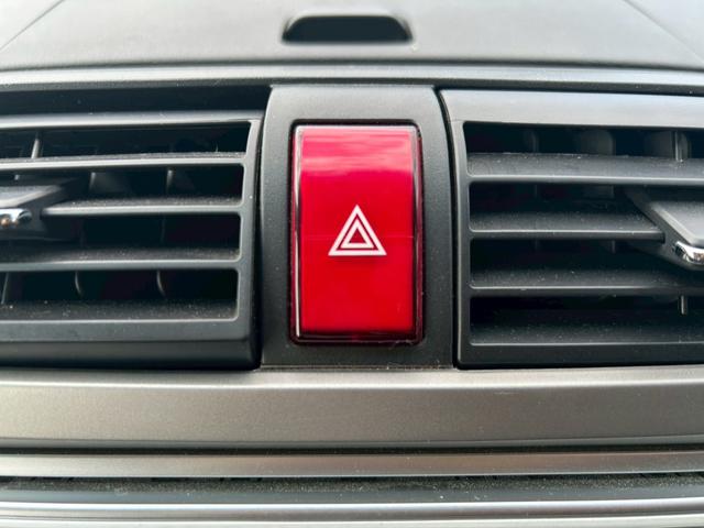 ゼストスパーク Ｗ　Ｂカメラ　運転席助手席エアバック　ＥＴＣ付き　電格ミラー　ＳＤ　スマートキー付　パワーウインド　ＤＶＤ再生可能　キーフリー　ワンセグテレビ　エアコン　パワーステアリング　横滑り防止装置　ＡＢＳ　ＵＳＢ（45枚目）