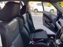 　エアコン　パワーステアリング　パワーウィンドウ　運転席エアバッグ　助手席エアバッグ　サイドエアバッグ　ＡＢＳ　　ＥＳＣスマートキー　キーレスエントリー電動格納ミラーナビフルセグＢｌｕｅｔｏｏｔｈ　ＣＤ（17枚目）