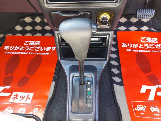 ミラジーノ ジーノ　黄色フォググリル　ウッドハンドル　ウッドパネル　メッキパーツ　全面塗装　　オールペイント　社外アルミホィール１３インチホイール　ガーニッシュ　メッキミラー　ワンオーナー　禁煙車　キーレス（10枚目）