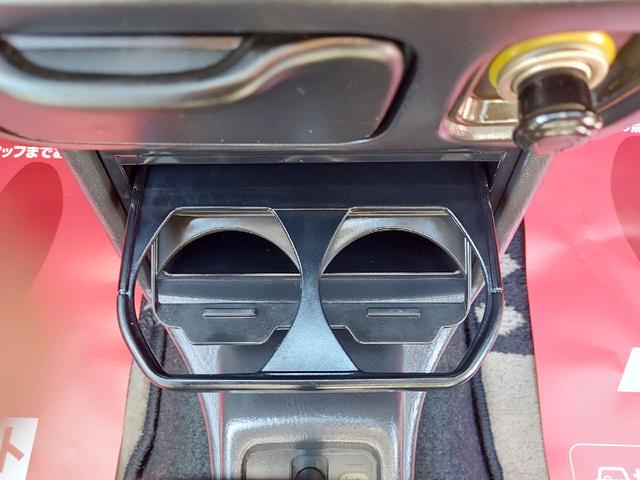 ミラジーノ ジーノ　黄色フォググリル　ウッドハンドル　ウッドパネル　メッキパーツ　全面塗装　　オールペイント　社外アルミホィール１３インチホイール　ガーニッシュ　メッキミラー　ワンオーナー　禁煙車　キーレス（40枚目）
