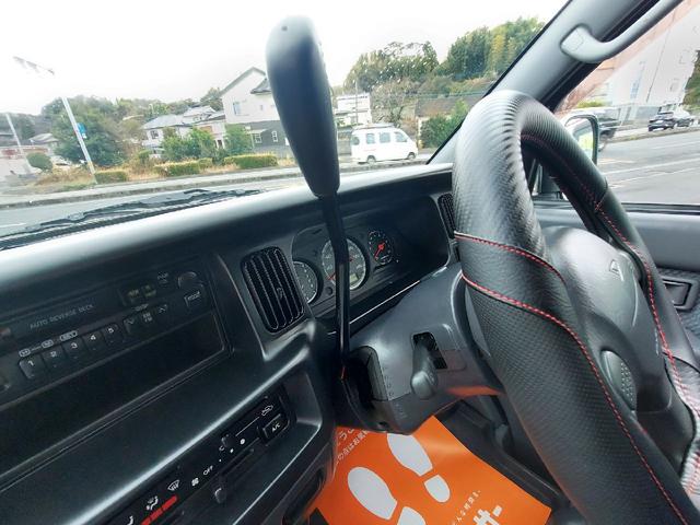 ハイゼットカーゴ デッキバンＧＸ　特別仕様限定モデル車　オートマチック　Ｖａｎ　オートマチック　軽ＲＶ　ピックアップ　旧車カスタムベースモデル　激レアピックアップ車　荷台カバーオーダーメイド　室内クリーニング　プライバシーガラス　ＵＶカット　法定点検整備一式　自社ローンあります（10枚目）