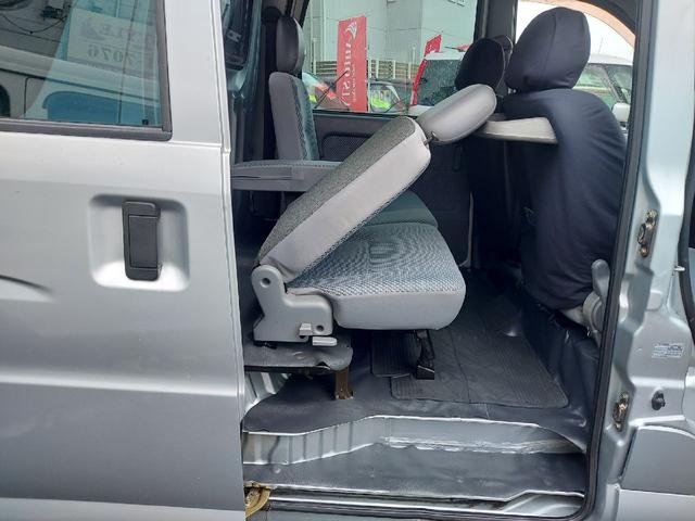 ハイゼットカーゴ デッキバンＧＸ　特別仕様限定モデル車　オートマチック　Ｖａｎ　オートマチック　軽ＲＶ　ピックアップ　旧車カスタムベースモデル　激レアピックアップ車　荷台カバーオーダーメイド　室内クリーニング　プライバシーガラス　ＵＶカット　法定点検整備一式　自社ローンあります（42枚目）