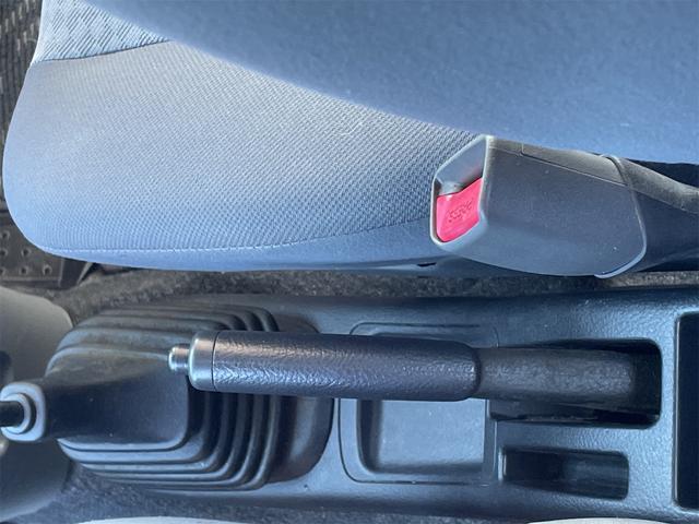 ムーヴ Ｌ　ドライブレコーダー　ＥＴＣ　キーレスエントリー　電動格納ミラー　ＭＴ　盗難防止システム　ＣＤ　衝突安全ボディ　エアコン（6枚目）