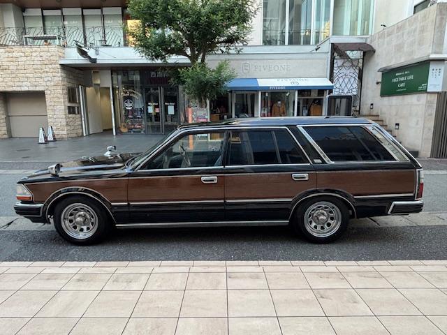 グロリアバン GL Newペイント ポルシェ ジェットブラック 木目調デカール 4ナンバー ナルディー メッキミラー ローダウン デイトナホイール HDDナビ ETC(13枚目)