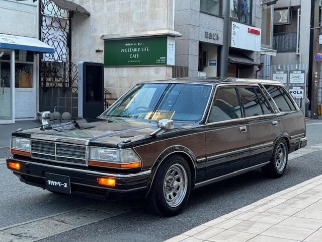 グロリアバン GL Newペイント ポルシェ ジェットブラック 木目調デカール 4ナンバー ナルディー メッキミラー ローダウン デイトナホイール HDDナビ ETC(14枚目)