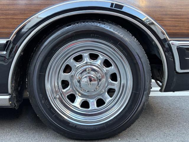 グロリアバン GL Newペイント ポルシェ ジェットブラック 木目調デカール 4ナンバー ナルディー メッキミラー ローダウン デイトナホイール HDDナビ ETC(23枚目)