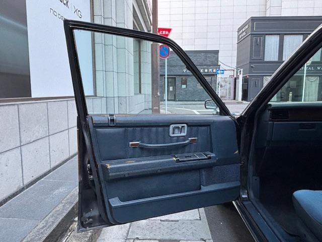 グロリアバン GL Newペイント ポルシェ ジェットブラック 木目調デカール 4ナンバー ナルディー メッキミラー ローダウン デイトナホイール HDDナビ ETC(37枚目)