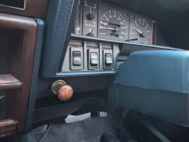 グロリアバン GL Newペイント ポルシェ ジェットブラック 木目調デカール 4ナンバー ナルディー メッキミラー ローダウン デイトナホイール HDDナビ ETC(41枚目)