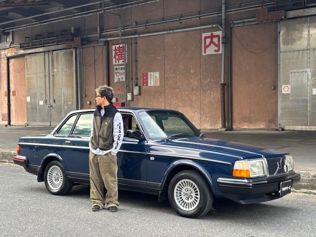 ２４０ ＧＬ　ナルディーステア　コロナホイール　社外キーレスＸスペアキー　ＥＴＣ　社外オーディオ　ブルーモケットシート　ミラー型ドライブレコーダー　取扱説明書　記録簿１０枚（5枚目）