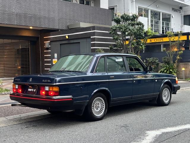 ２４０ ＧＬ　ナルディーステア　コロナホイール　社外キーレスＸスペアキー　ＥＴＣ　社外オーディオ　ブルーモケットシート　ミラー型ドライブレコーダー　取扱説明書　記録簿１０枚（9枚目）