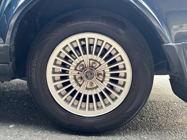 ２４０ ＧＬ　ナルディーステア　コロナホイール　社外キーレスＸスペアキー　ＥＴＣ　社外オーディオ　ブルーモケットシート　ミラー型ドライブレコーダー　取扱説明書　記録簿１０枚（18枚目）