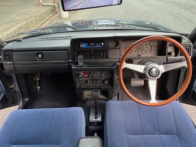 ２４０ ＧＬ　ナルディーステア　コロナホイール　社外キーレスＸスペアキー　ＥＴＣ　社外オーディオ　ブルーモケットシート　ミラー型ドライブレコーダー　取扱説明書　記録簿１０枚（22枚目）