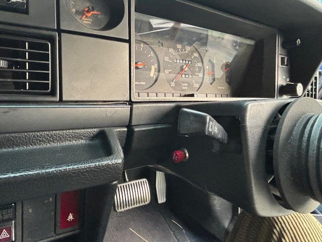 ２４０ ＧＬ　ナルディーステア　コロナホイール　社外キーレスＸスペアキー　ＥＴＣ　社外オーディオ　ブルーモケットシート　ミラー型ドライブレコーダー　取扱説明書　記録簿１０枚（27枚目）