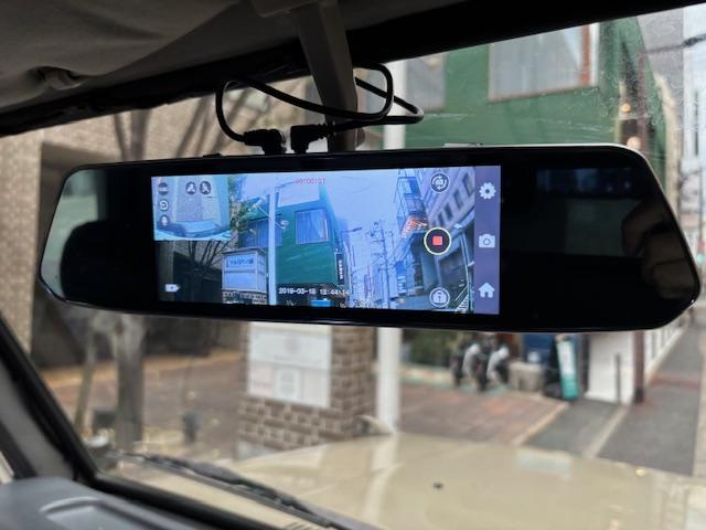 ランドクルーザープラド SXワイド サンドベージュXホワイト ナロー5ナンバー8人乗り ナルディーステア リフトアップ 70メッキバンパー 社外オーディオ ETC ドライブレコーダー バックカメラ 黒革調シートカバー ジオランダーAT(25枚目)