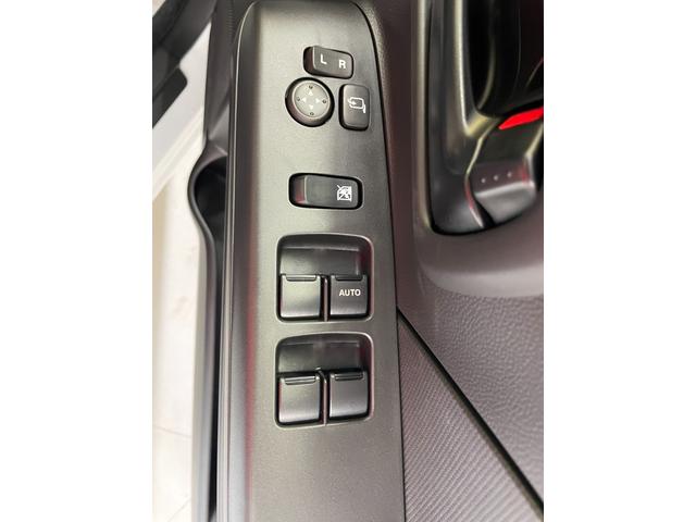 ワゴンR FX クリアランスソナー レーンアシスト 衝突被害軽減システム オートライト スマートキー 電動格納ミラー シートヒーター ベンチシート CVT 盗難防止システム ABS ESC 衝突安全ボディ エアコン(22枚目)