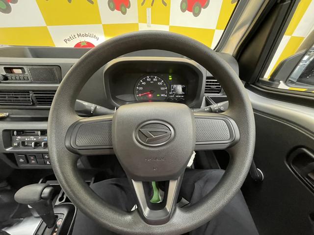 ハイゼットトラック スタンダード　４ＷＤ　軽トラック　ＣＶＴ　衝突被害軽減システム　クリアランスソナー　アイドリングストップ　ＥＳＣ　エアコン　パワーステアリング　運転席エアバッグ（10枚目）