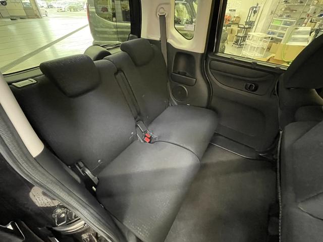 Ｎ－ＢＯＸカスタム Ｇ　ＳＳブラックスタイルパッケージ　ＥＴＣ　バックカメラ　両側電動スライドドア　ナビ　ＴＶ　衝突被害軽減システム　オートライト　ＨＩＤ　スマートキー　アイドリングストップ　電動格納ミラー　シートヒーター　ベンチシート　ＣＶＴ（27枚目）