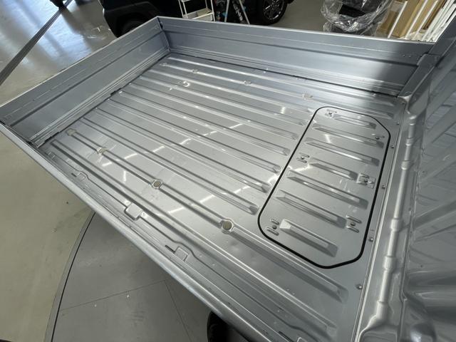 ご覧頂きまして誠に有難うございます！！是非ご来店して頂き、実際にご覧になって頂ければと思います。お客様からのご連絡をスタッフ一同、心よりお待ちしております