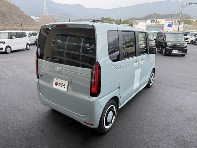 N-BOX ファッションスタイル 両側スライド・片側電動 クリアランスソナー オートクルーズコントロール 衝突被害軽減システム オートライト LEDヘッドランプ スマートキー アイドリングストップ 電動格納ミラー CVT(5枚目)