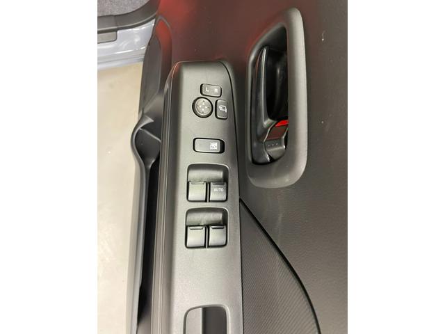 ワゴンR FX クリアランスソナー レーンアシスト 衝突被害軽減システム スマートキー 電動格納ミラー シートヒーター ベンチシート CVT 盗難防止システム ABS ESC 衝突安全ボディ エアコン(18枚目)