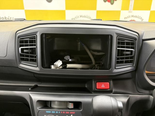 ミライース L SAIII クリアランスソナー 衝突被害軽減システム オートマチックハイビーム オートライト キーレスエントリー アイドリングストップ CVT 盗難防止システム ABS ESC 衝突安全ボディ エアコン(16枚目)