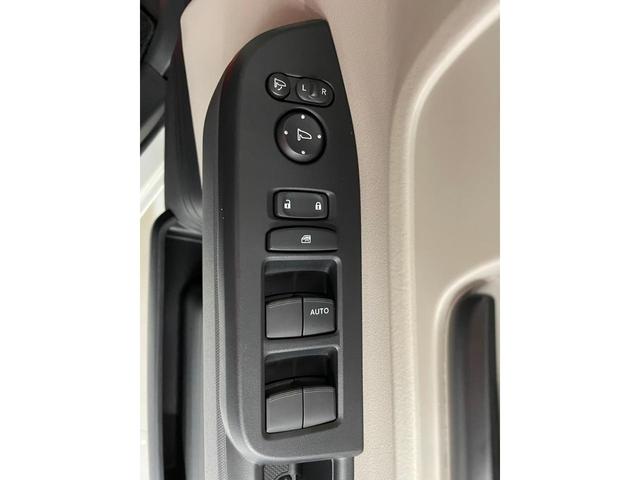 N-BOX ベースグレード バックカメラ 両側スライド・片側電動 クリアランスソナー オートクルーズコントロール レーンアシスト 衝突被害軽減システム オートライト LEDヘッドランプ スマートキー アイドリングストップ(20枚目)