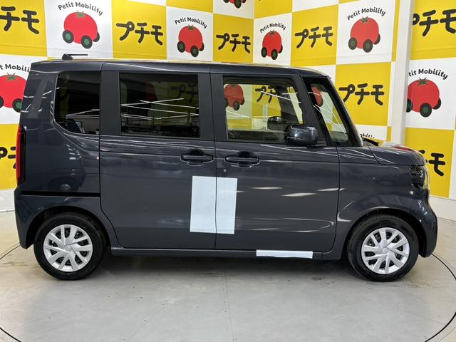 N-BOX ベースグレード 両側スライド・片側電動 クリアランスソナー オートクルーズコントロール レーンアシスト 衝突被害軽減システム オートライト LEDヘッドランプ スマートキー アイドリングストップ シートヒーター(5枚目)