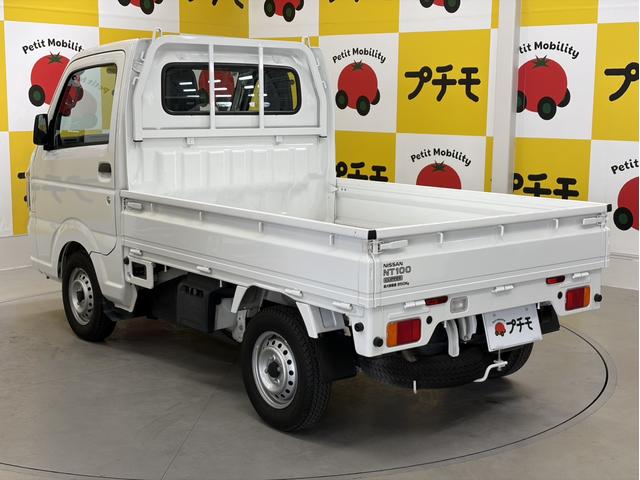 NT100クリッパートラック DX セーフティパッケージ 4WD 軽トラック 衝突被害軽減システム レーンアシスト ドライブレコーダー ETC ナビ バックカメラ アイドリングストップ オートライト ESC エアコン 運転席エアバッグ 助手席エアバッグ CD(32枚目)