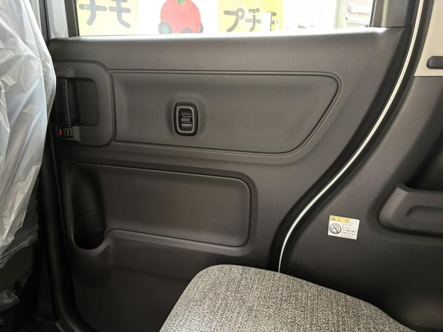 スペーシア ハイブリッドＧ　両側スライドドア　クリアランスソナー　衝突被害軽減システム　ＬＥＤヘッドランプ　スマートキー　アイドリングストップ　電動格納ミラー　ＣＶＴ　盗難防止システム　ＡＢＳ　ＥＳＣ　衝突安全ボディ　エアコン（35枚目）