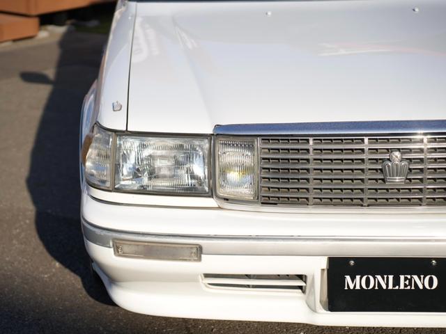 クラウン ロイヤルサルーン　ローダウン　社外１７インチアルミ　運転席パワーシート　リア席パワーシート　社外メモリーナビ　フルセグ　Ｂｌｕｅｔｏｏｔｈ　デジパネ（19枚目）