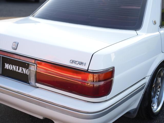 クラウン ロイヤルサルーン　ローダウン　社外１７インチアルミ　運転席パワーシート　リア席パワーシート　社外メモリーナビ　フルセグ　Ｂｌｕｅｔｏｏｔｈ　デジパネ（37枚目）
