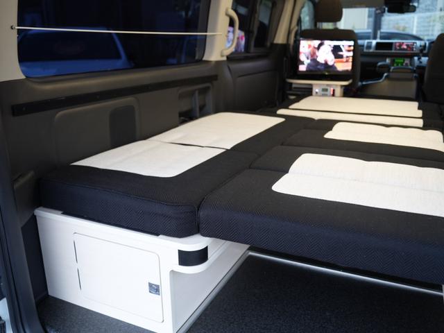 ★陸運局認証工場にて整備点検後、納車させて頂きます。エンジンオイル・エレメントはもちろんの事、バッテリーやブレーキパッド等の交換が必要であれば交換後、記録簿発行の上、納車させて頂きます。