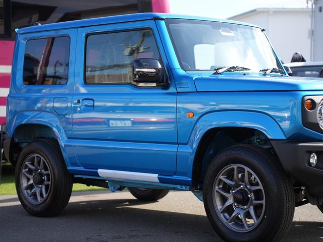 ジムニー ＸＣ　届出済未使用車　衝突被害軽減ブレーキ　パーキングセンサー　レーンキープアシスト　横滑り防止装置　ヒルディセントコントロール　プッシュスタート　ＬＥＤヘッドライト　オートエアコン　シートヒーター（22枚目）