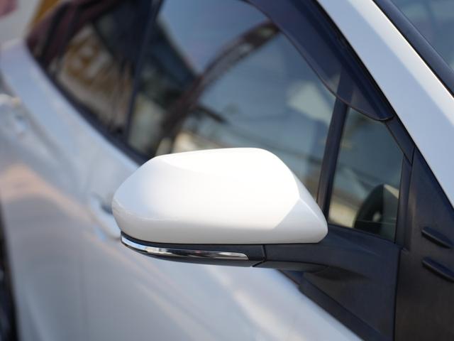 プリウス A セーフティセンス 9インチSDナビ/フルセグTV/Bluetooth ロクサー二19インチAW ローダウン 衝突軽減ブレーキシステム Bモニタ 衝突安全ボディ 電格ミラー LEDヘッド クルコン(25枚目)