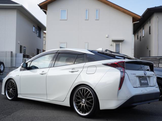 プリウス A セーフティセンス 9インチSDナビ/フルセグTV/Bluetooth ロクサー二19インチAW ローダウン 衝突軽減ブレーキシステム Bモニタ 衝突安全ボディ 電格ミラー LEDヘッド クルコン(30枚目)