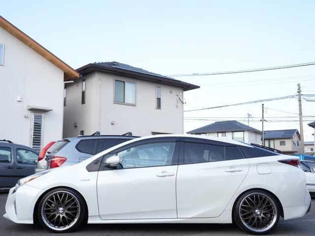 プリウス A セーフティセンス 9インチSDナビ/フルセグTV/Bluetooth ロクサー二19インチAW ローダウン 衝突軽減ブレーキシステム Bモニタ 衝突安全ボディ 電格ミラー LEDヘッド クルコン(31枚目)