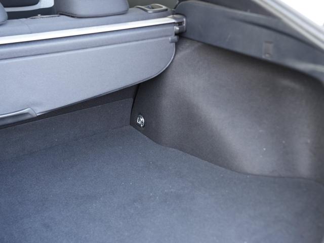 プリウス A セーフティセンス 9インチSDナビ/フルセグTV/Bluetooth ロクサー二19インチAW ローダウン 衝突軽減ブレーキシステム Bモニタ 衝突安全ボディ 電格ミラー LEDヘッド クルコン(46枚目)