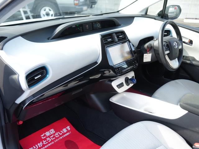 プリウス A セーフティセンス 9インチSDナビ/フルセグTV/Bluetooth ロクサー二19インチAW ローダウン 衝突軽減ブレーキシステム Bモニタ 衝突安全ボディ 電格ミラー LEDヘッド クルコン(53枚目)