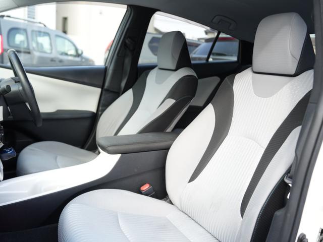 プリウス A セーフティセンス 9インチSDナビ/フルセグTV/Bluetooth ロクサー二19インチAW ローダウン 衝突軽減ブレーキシステム Bモニタ 衝突安全ボディ 電格ミラー LEDヘッド クルコン(54枚目)