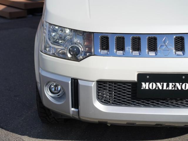 デリカＤ：５ Ｇ　パワーパッケージ　新品ＢＵＳＴＥＲＳ２０８０ＨＤ改／新品ＢＲＵＴホイール／新品ＴＯＹＯオープンカントリーＲＴ／９インチナビ／フルセグ／フリップダウンモニタ（アルパイン）／バックカメラ／両側パワースライドドア／１年保証付（18枚目）