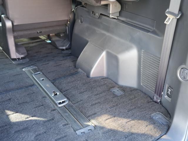 デリカＤ：５ Ｇ　パワーパッケージ　新品ＢＵＳＴＥＲＳ２０８０ＨＤ改／新品ＢＲＵＴホイール／新品ＴＯＹＯオープンカントリーＲＴ／９インチナビ／フルセグ／フリップダウンモニタ（アルパイン）／バックカメラ／両側パワースライドドア／１年保証付（47枚目）