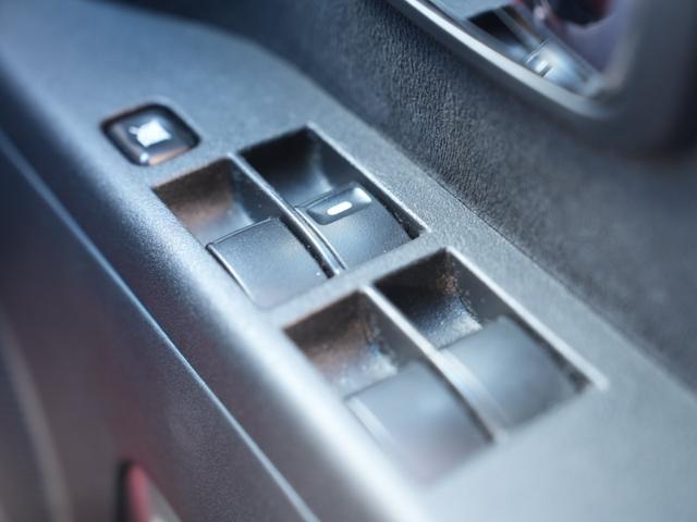 デリカＤ：５ Ｇ　パワーパッケージ　新品ＢＵＳＴＥＲＳ２０８０ＨＤ改／新品ＢＲＵＴホイール／新品ＴＯＹＯオープンカントリーＲＴ／９インチナビ／フルセグ／フリップダウンモニタ（アルパイン）／バックカメラ／両側パワースライドドア／１年保証付（77枚目）