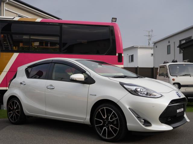 アクア Ｓスタイルブラック　Ｓスタイルブラック／禁煙車／セーフティセンス／純正９型ナビ／フルセグ／Ｂｌｕｅｔｏｏｔｈ再生／Ｇｚホイール／新品タイヤ組替済み／スマートキー／Ｐスタート／車線逸脱警報／ドラレコ／車検２年／１年保証付（23枚目）