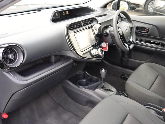 アクア Ｓスタイルブラック　Ｓスタイルブラック／禁煙車／セーフティセンス／純正９型ナビ／フルセグ／Ｂｌｕｅｔｏｏｔｈ再生／Ｇｚホイール／新品タイヤ組替済み／スマートキー／Ｐスタート／車線逸脱警報／ドラレコ／車検２年／１年保証付（53枚目）