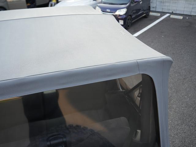 ジープ・ラングラー スポーツ 6速MT/リフトアップ/社外16インチAW/Bfgoodrichタイヤ/社外フロント・リアバンパー/社外オーバーフェンダー(42枚目)