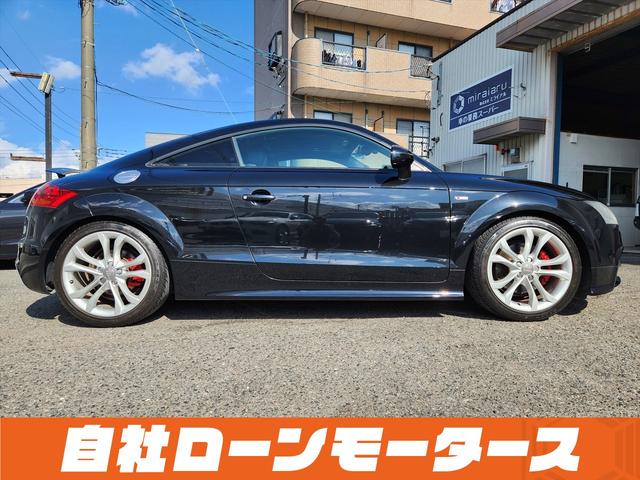 ＴＴクーペ ２．０ＴＦＳＩ　クワトロ　Ｓラインパッケージ　ハーフレザーシート　パワーシート　ナビ　フルセグ　Ｂｌｕｅｔｏｏｔｈ　ＤＶＤ　ＭＳＶ　１８インチＡＷ　オートスポイラー　ステアリングリモコン　革巻きステアリング　オートＨＩＤライト（11枚目）