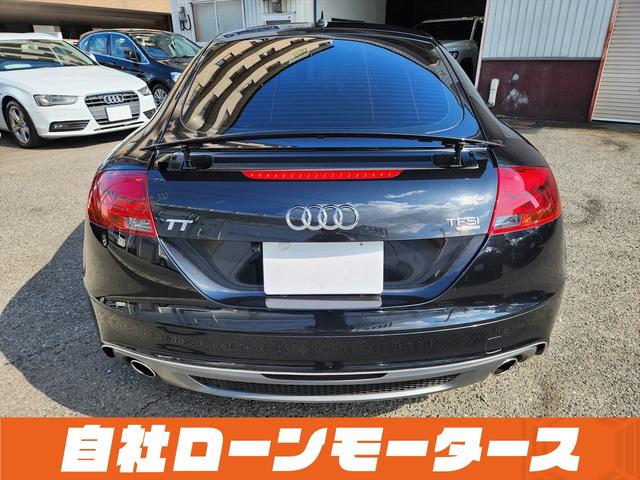 ＴＴクーペ ２．０ＴＦＳＩ　クワトロ　Ｓラインパッケージ　ハーフレザーシート　パワーシート　ナビ　フルセグ　Ｂｌｕｅｔｏｏｔｈ　ＤＶＤ　ＭＳＶ　１８インチＡＷ　オートスポイラー　ステアリングリモコン　革巻きステアリング　オートＨＩＤライト（13枚目）