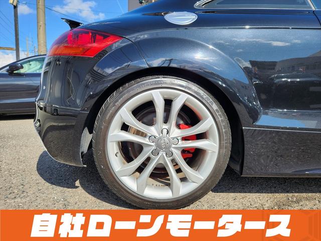 ＴＴクーペ ２．０ＴＦＳＩ　クワトロ　Ｓラインパッケージ　ハーフレザーシート　パワーシート　ナビ　フルセグ　Ｂｌｕｅｔｏｏｔｈ　ＤＶＤ　ＭＳＶ　１８インチＡＷ　オートスポイラー　ステアリングリモコン　革巻きステアリング　オートＨＩＤライト（33枚目）