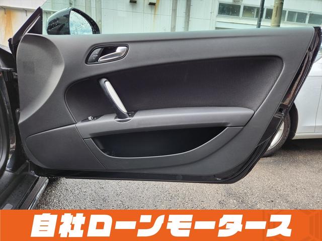 ＴＴクーペ ２．０ＴＦＳＩ　クワトロ　Ｓラインパッケージ　ハーフレザーシート　パワーシート　ナビ　フルセグ　Ｂｌｕｅｔｏｏｔｈ　ＤＶＤ　ＭＳＶ　１８インチＡＷ　オートスポイラー　ステアリングリモコン　革巻きステアリング　オートＨＩＤライト（37枚目）